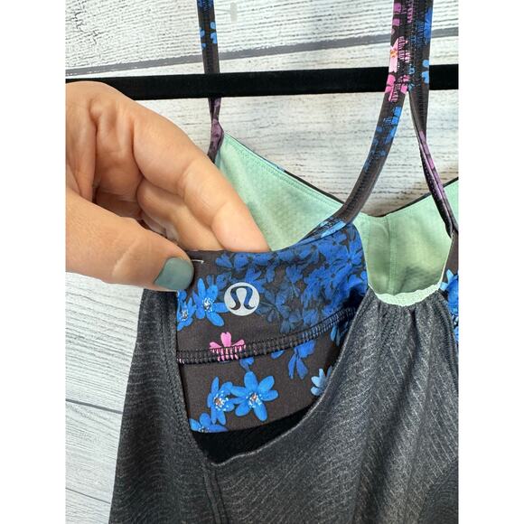 Lululemon Women's Active Gray Roll Out Built In Bra Workout Tank Size 4 - Picture 5 of 9